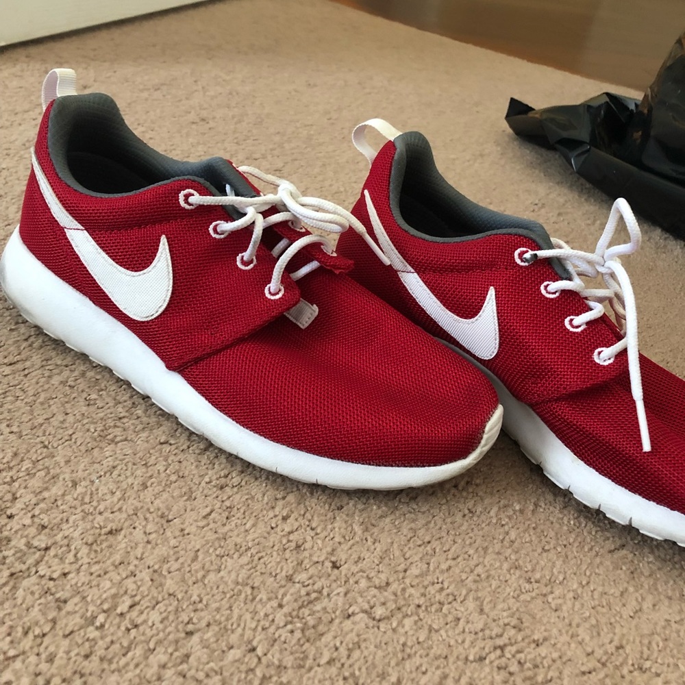 Roshe One 7y
